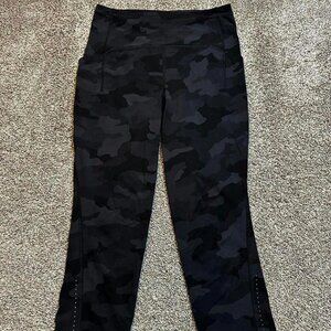 Lululemon Swift Speed HR Cropped High Rise‎ Pants Leggings Black Light Camo